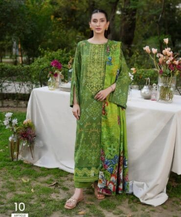 Graceful Green Lawn Suit
